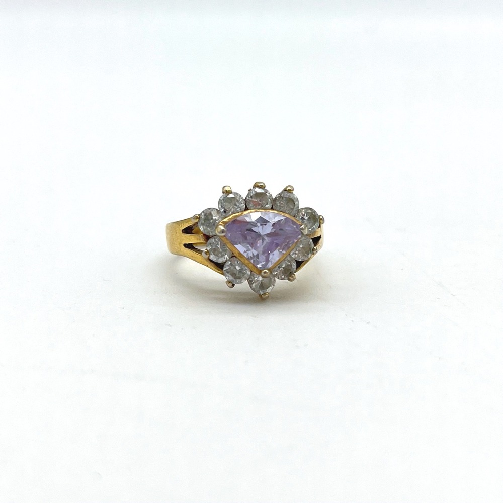 Vintage Gold Tone Ring with Purple Stone and Clear Rhinestone Accents Sz 7